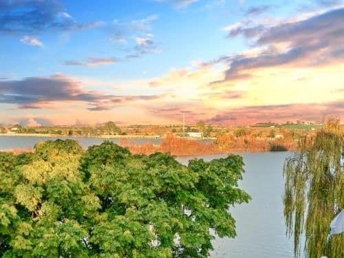 Four-Bedroom Holiday Home - River Front