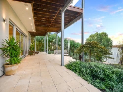 Four-Bedroom Holiday Home - River Front
