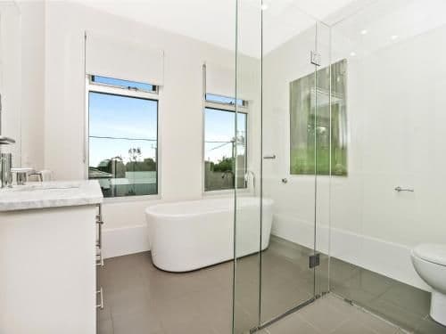 Four-Bedroom Holiday Home - River Front