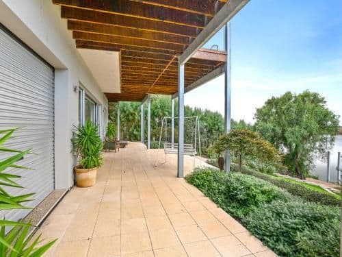 Four-Bedroom Holiday Home - River Front
