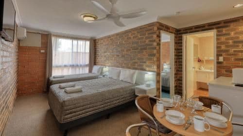2 Bedroom Family Room for 5 People