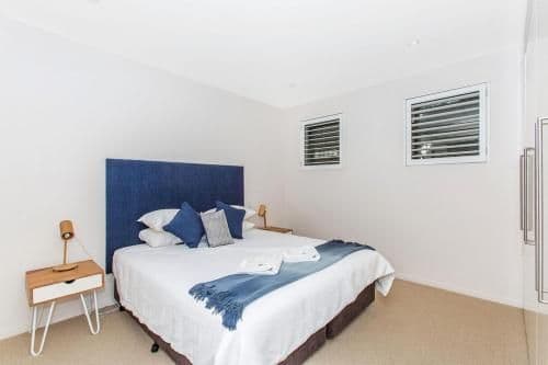 Seven-Bedroom Apartment