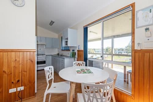 Lake View Cottage