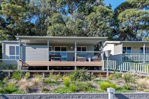 Lake View Cottage