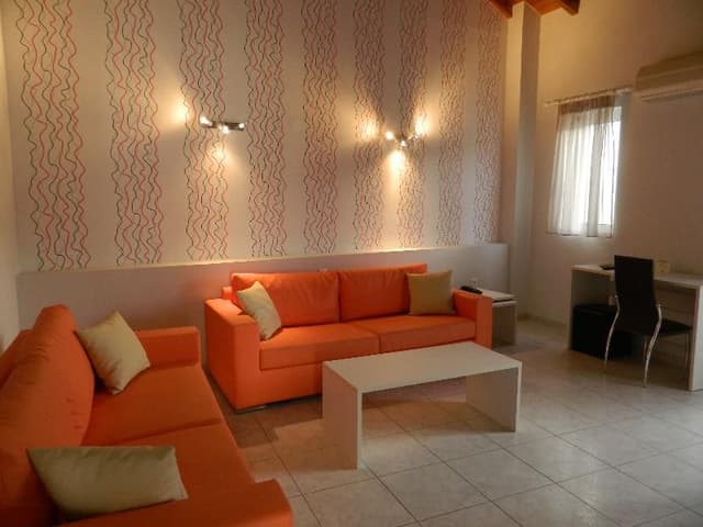 APARTMENT DUPLEX