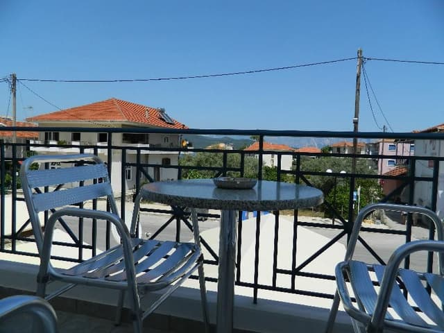 APARTMENT DUPLEX