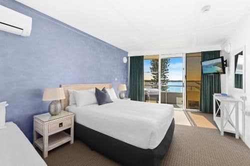 Waterfront Suite - Pacific Suite