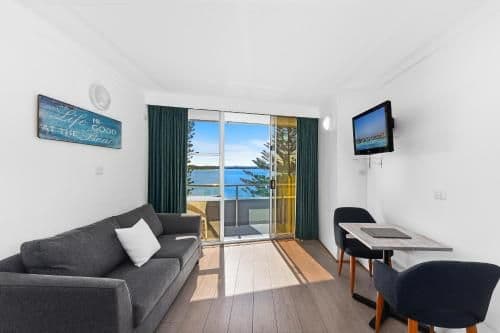 Waterfront Suite - Pacific Suite