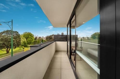 Family Apartment - Interconnecting