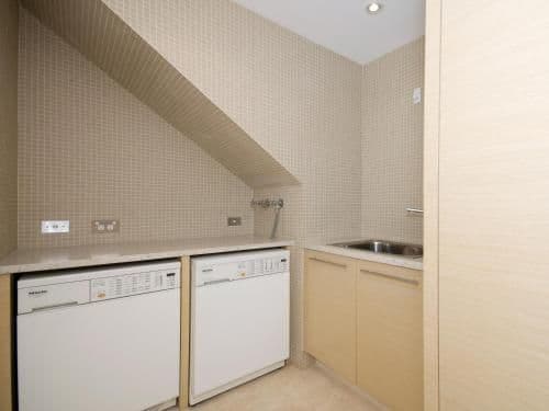 Luxury Three-Bedroom Penthouse 301