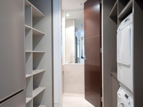 Luxury One-Bedroom Apartment - Pool Level 101