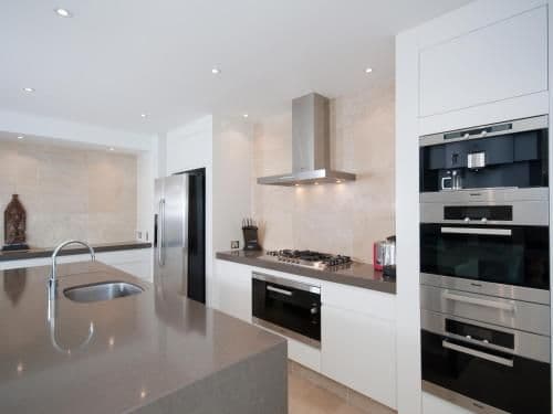 Luxury Two Bedroom Apartment - First Level 204