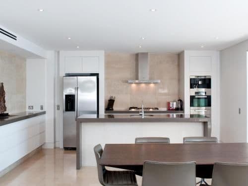 Luxury Two Bedroom Apartment - First Level 204