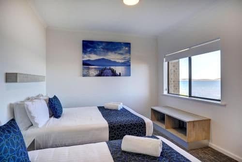 Spacious Queen and Single room