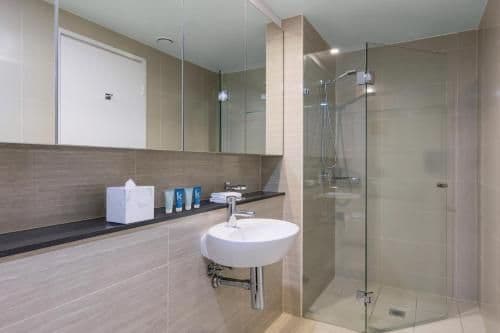 One-Bedroom Luxury Suite