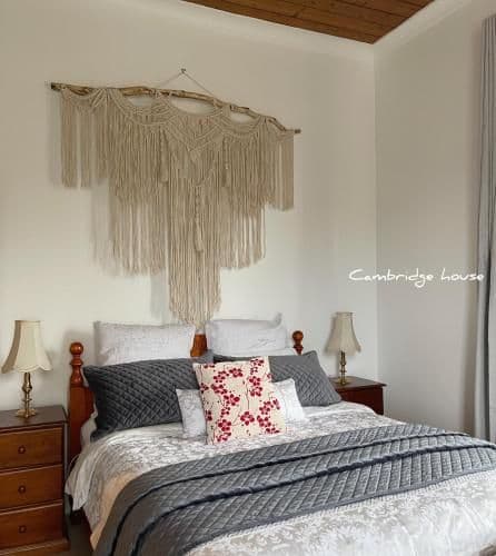 Giffen Suite with En-suite Bathroom