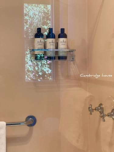 Giffen Suite with En-suite Bathroom