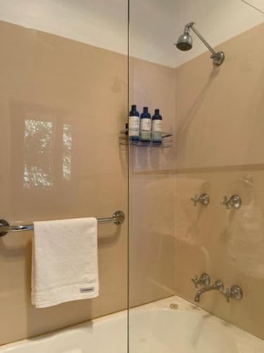 Giffen Suite with En-suite Bathroom