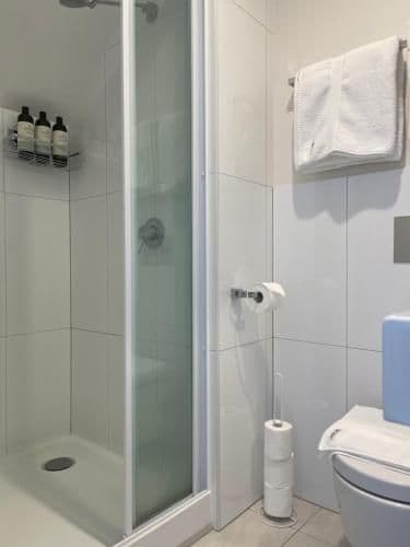 Sarah Double Room with Private Bathroom