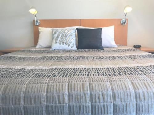 Deluxe King Room with Kitchenette