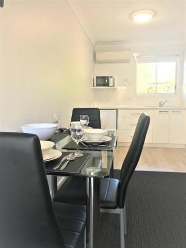 Large Twin Room with Kitchenette