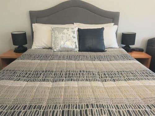 Large Twin Room with Kitchenette