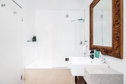 Three-Bedroom Apartment with Two Bathrooms
