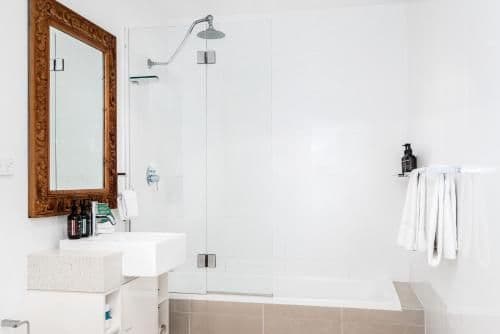 Two-Bedroom Apartment with Two Bathrooms