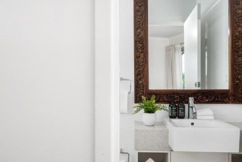 Two-Bedroom Apartment with Two Bathrooms