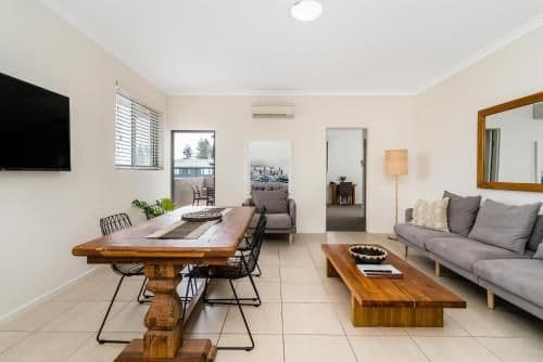 One-Bedroom Studio