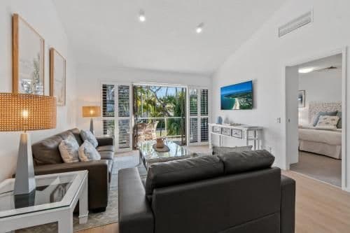 Two-Bedroom Apartment - Melaleuca #6