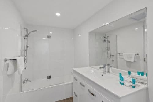 Two-Bedroom Apartment - Melaleuca #6