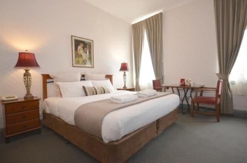 Deluxe King Spa Twin Room