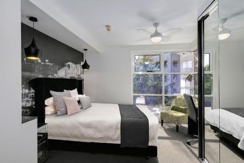 One-Bedroom Apartment with Balcony