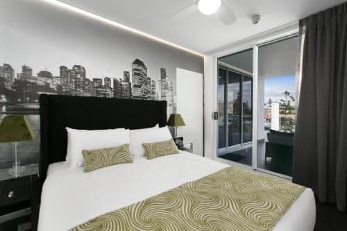 One-Bedroom Apartment with Balcony