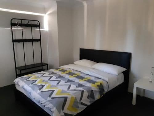 Upstairs Apartment (No Children) - Lodge 2