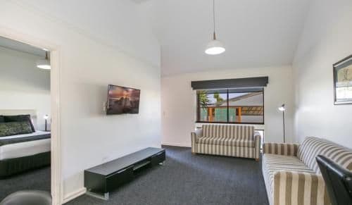 One-Bedroom Villa
