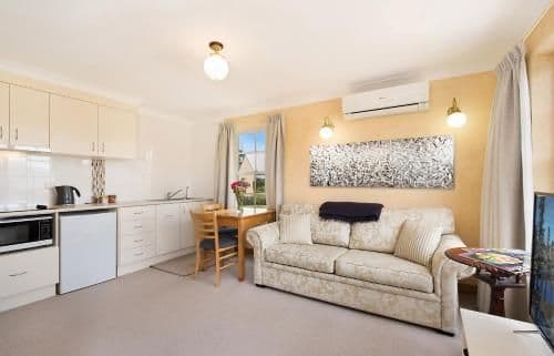 Queen Cottage