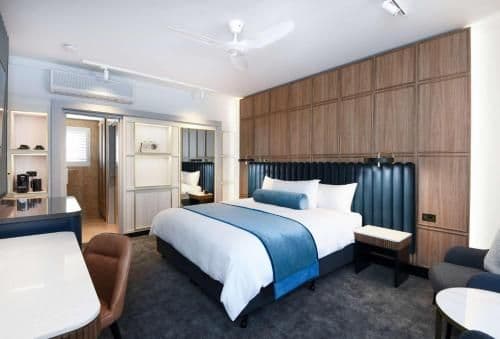 King Room