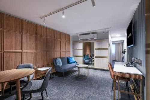 One Bedroom Kitchen Spa Apartment