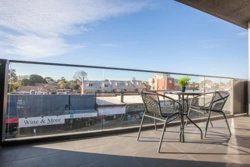 Apartment with Balcony