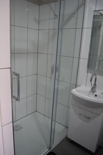Deluxe Double Room with Shower