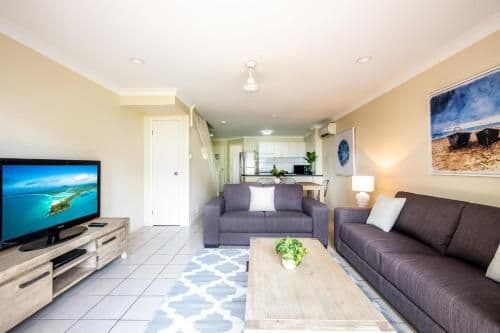 Two-Bedroom Apartment - Sunset Waters 05