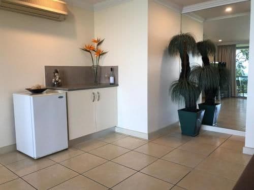 Two-Bedroom Apartment - Blue Water Views 14