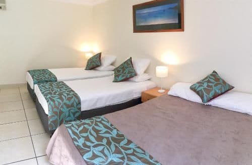 Two-Bedroom Apartment - Blue Water Views 14