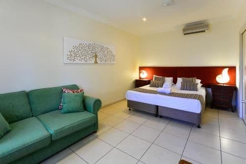 Two-Bedroom Apartment - Blue Water Views 05