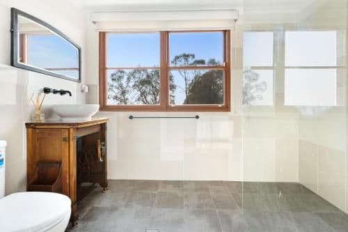 Farmhouse Suite