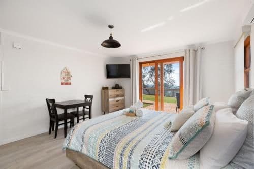 Comfort Queen Room