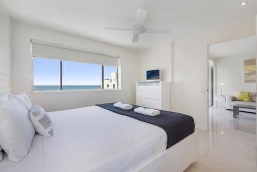 Two Bedroom Apartment with Ocean View