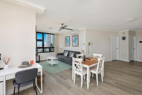 Superior One-Bedroom Apartment